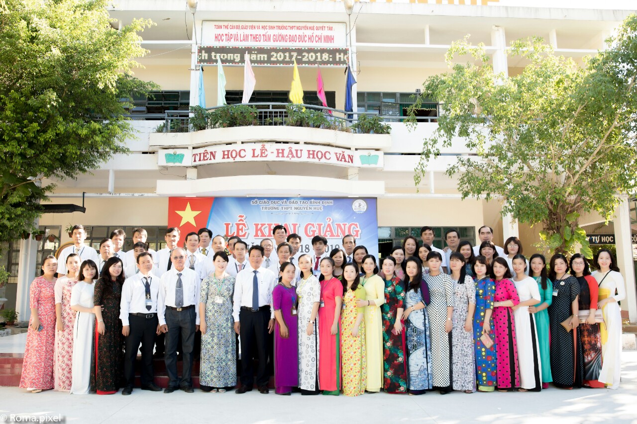 Kỷ Yếu 12a1 THPT Nguyễn Huệ – Tây Sơn – Bình Định. Niên Khóa 2014 – 2017